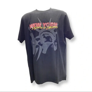 States of the Planet Size Xtra Large New York Graphic Tee. New With Tags